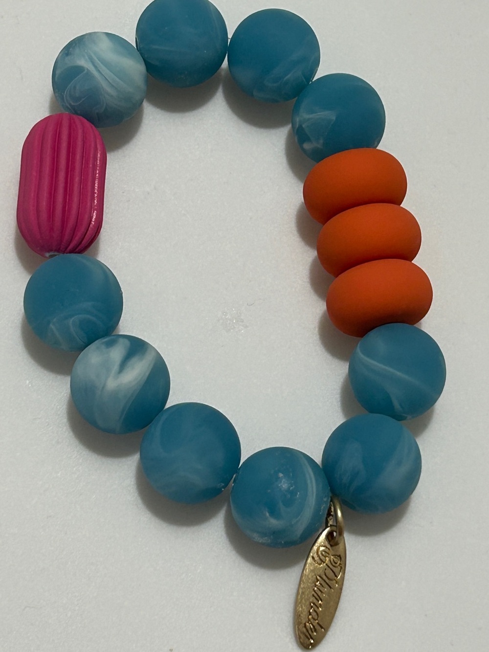 PLUNDER DREAMY BLUE MARBLED ACRYLIC ELASTIC BEAD BRACELET - Picture 2 of 5